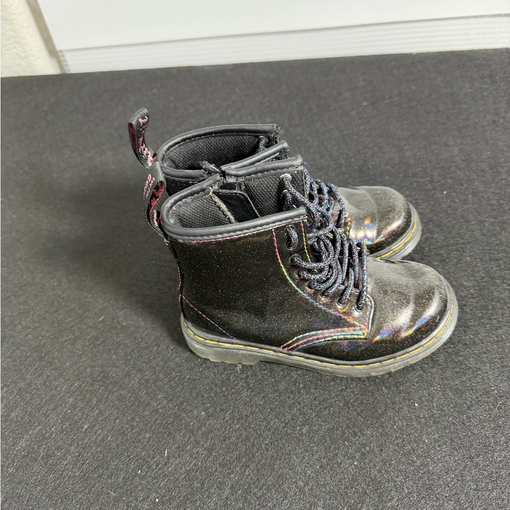 Dr. Martens Kids Shimmering Black Boots - Picture 2 of 3